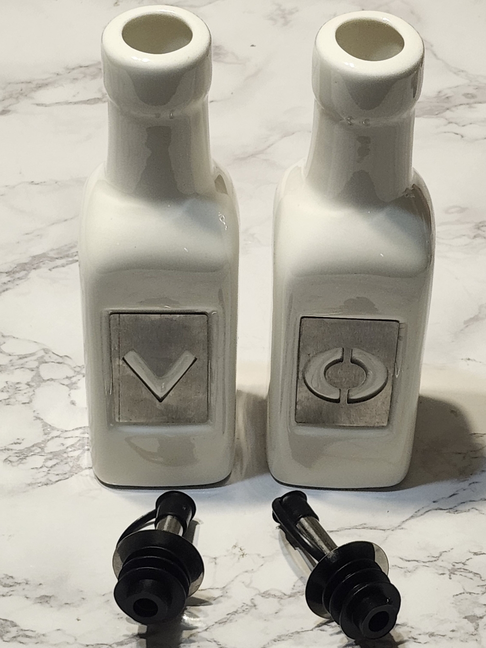 Pantry Ceramic Oil & Vinegar Cruet Set Kitchen Tabletop Dispenser Decor Bottles